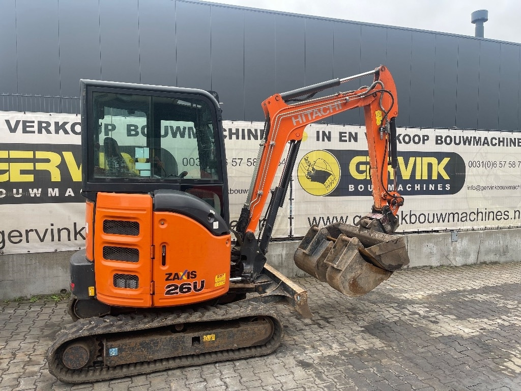 Hitachi ZX 26 U-5 A CLR - Miniexcavadora: foto 1 Hitachi ZX 26 U-5 A CLR - Miniexcavadora: foto 1