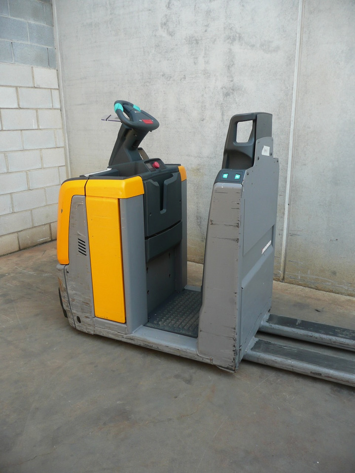 Jungheinrich ECE 225 2400x510mm - Recoge pedidos: foto 4 Jungheinrich ECE 225 2400x510mm - Recoge pedidos: foto 4