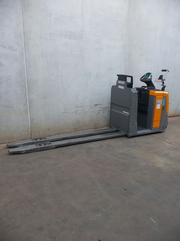 Jungheinrich ECE 225 2400x510mm - Recoge pedidos: foto 2 Jungheinrich ECE 225 2400x510mm - Recoge pedidos: foto 2
