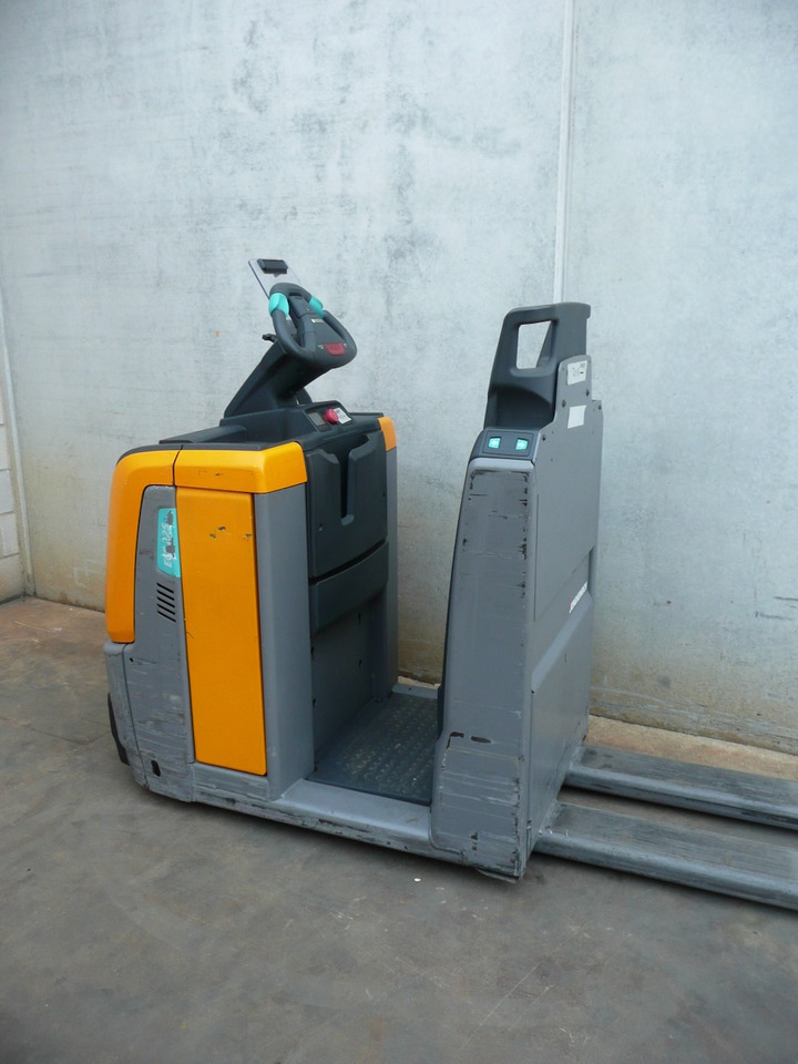Jungheinrich ECE 225 2400x510mm - Recoge pedidos: foto 4 Jungheinrich ECE 225 2400x510mm - Recoge pedidos: foto 4