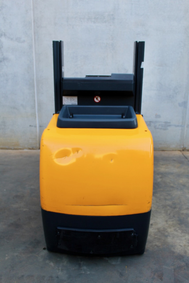 Jungheinrich EKS 110 Z 100 E - Recoge pedidos: foto 5 Jungheinrich EKS 110 Z 100 E - Recoge pedidos: foto 5