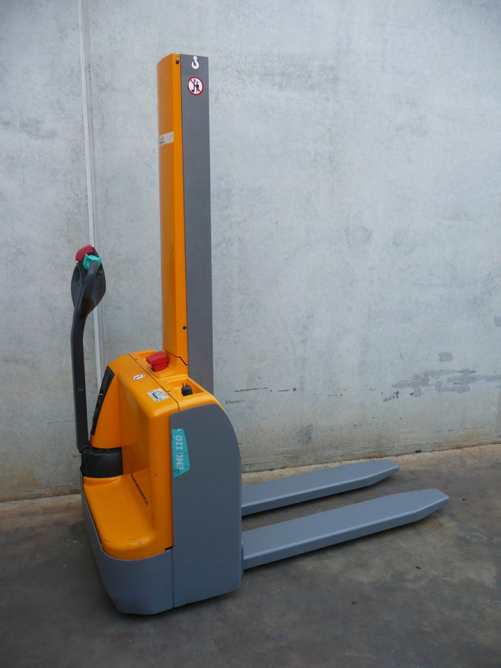 Jungheinrich EMC 110 154 E - Apilador: foto 3 Jungheinrich EMC 110 154 E - Apilador: foto 3