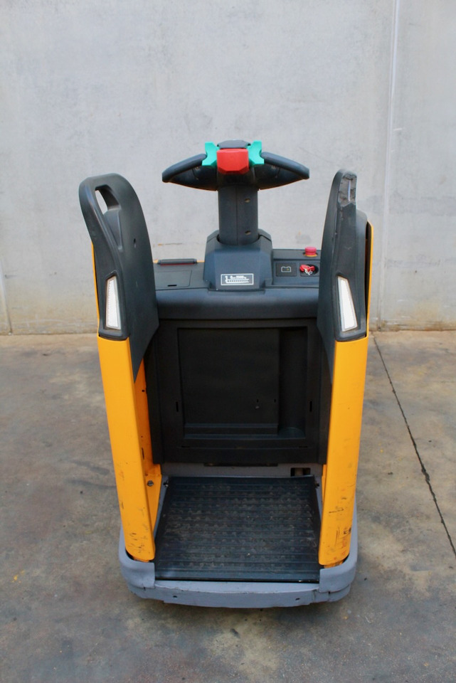 Jungheinrich ERE 225i LI-ION - Transpaleta: foto 5 Jungheinrich ERE 225i LI-ION - Transpaleta: foto 5