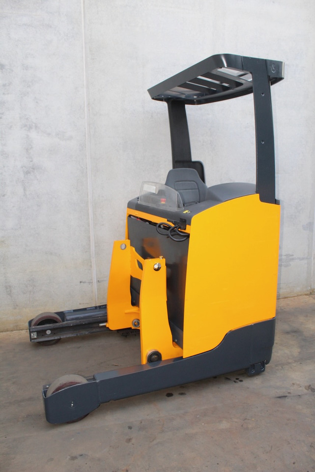 Jungheinrich ETV 214 902 DZ - Retráctil: foto 3 Jungheinrich ETV 214 902 DZ - Retráctil: foto 3