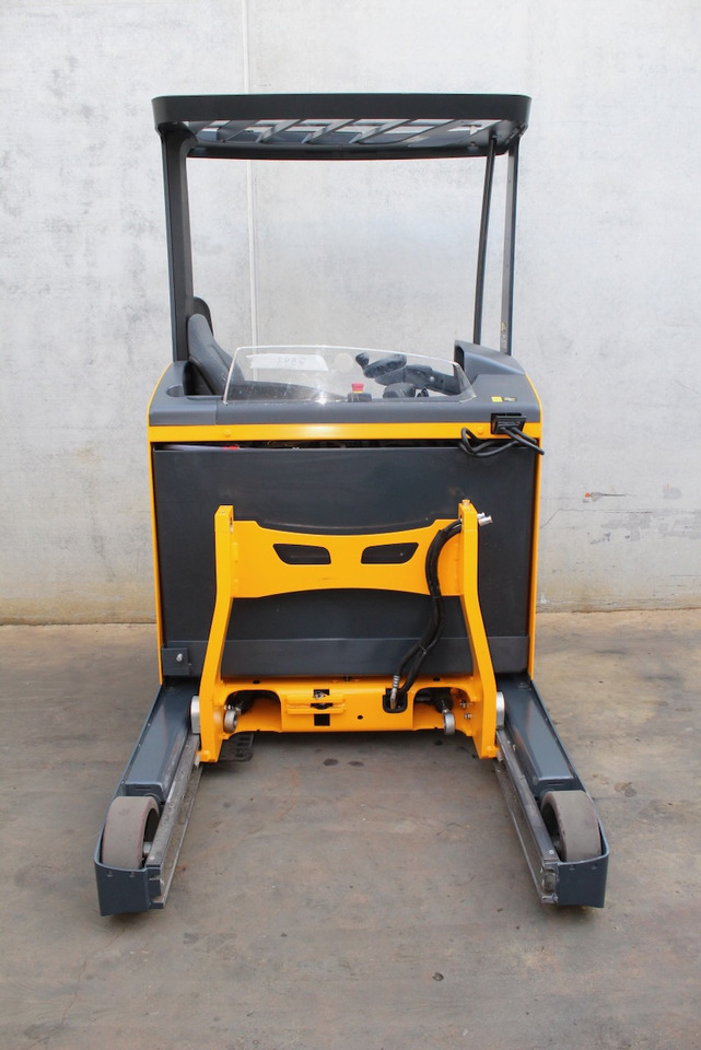 Jungheinrich ETV 214 902 DZ - Retráctil: foto 5 Jungheinrich ETV 214 902 DZ - Retráctil: foto 5