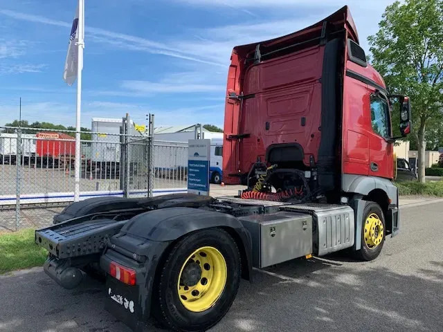 Mercedes-Benz Actros 1840 Euro 6 streamspace APK 18-12-2025 - Cabeza tractora: foto 5 Mercedes-Benz Actros 1840 Euro 6 streamspace APK 18-12-2025 - Cabeza tractora: foto 5