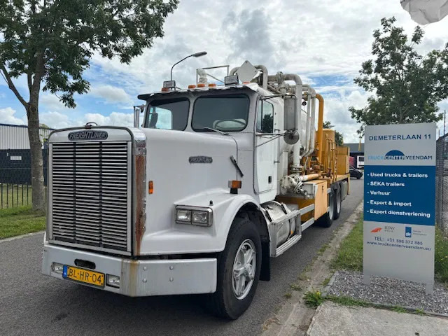 Freightliner 3 AXLE RIGID BODY chassis cabine (levering excl. opbouw) - Camión chasis: foto 1 Freightliner 3 AXLE RIGID BODY chassis cabine (levering excl. opbouw) - Camión chasis: foto 1