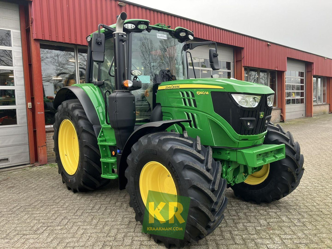 John Deere 6140M - Tractor: foto 2 John Deere 6140M - Tractor: foto 2