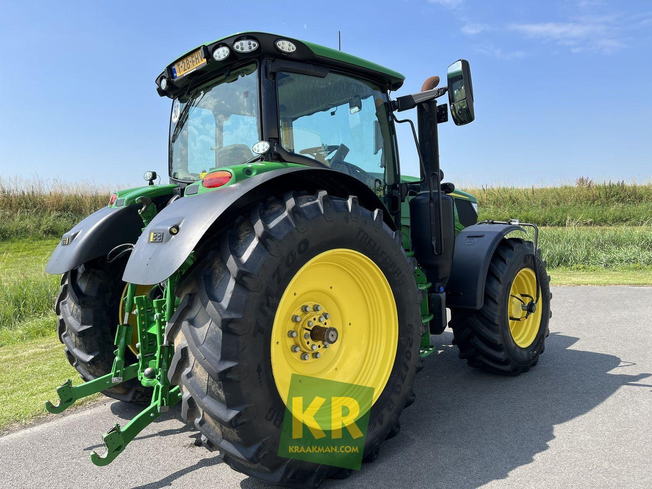 John Deere 6R 185 - Tractor: foto 5 John Deere 6R 185 - Tractor: foto 5