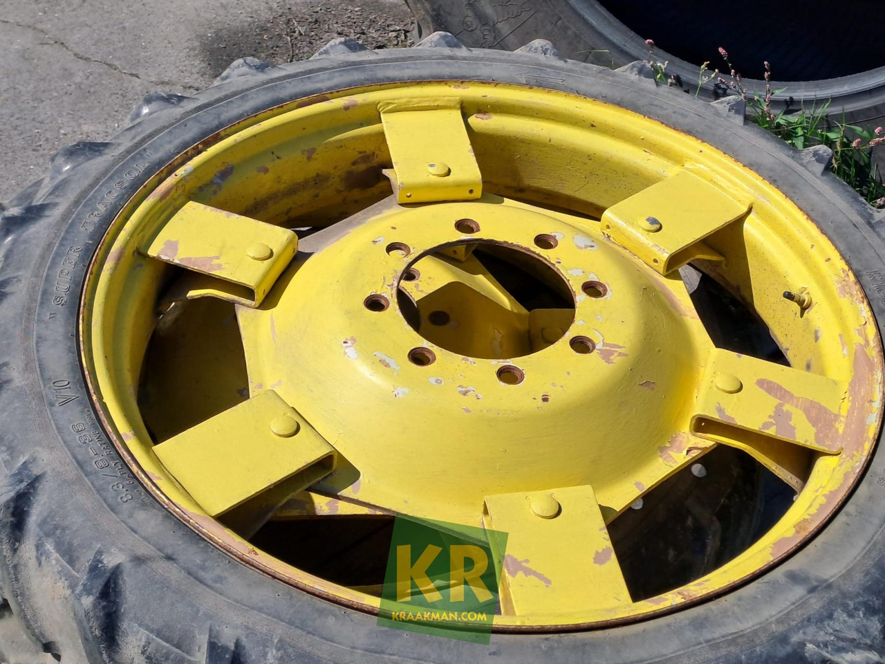 John Deere 8.3/8R36 (x2) - Rueda completa para Maquinaria agrícola: foto 1 John Deere 8.3/8R36 (x2) - Rueda completa para Maquinaria agrícola: foto 1