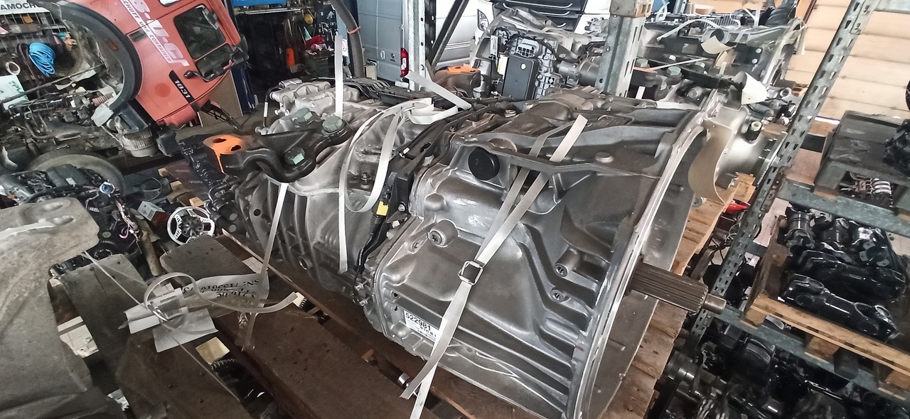 MERCEDES-BENZ G330-12 ACTROS - Caja de cambios y piezas para Camión: foto 1 MERCEDES-BENZ G330-12 ACTROS - Caja de cambios y piezas para Camión: foto 1