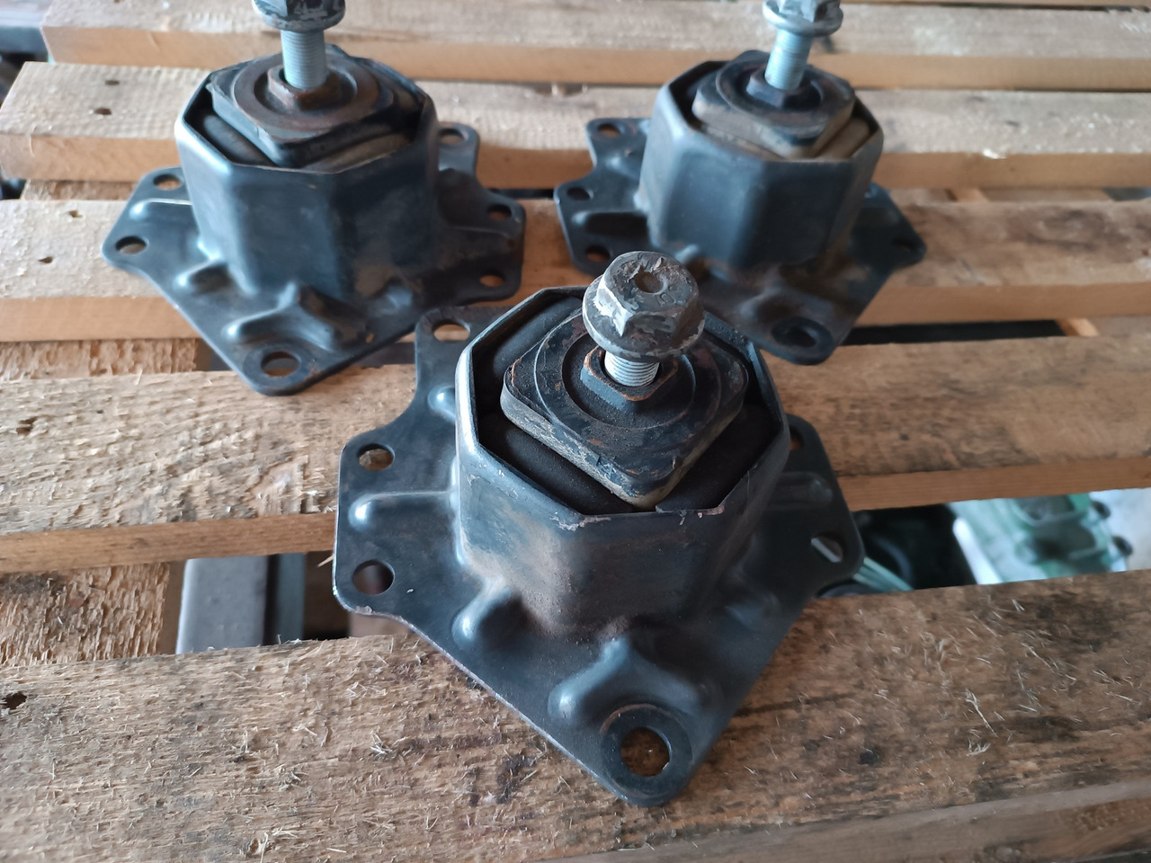 MERCEDES-BENZ SKRZYNIA ROZDZIELCZA REDUKTOR ATEGO 4x4 VG900 1328 1325 1329 - Transmisión: foto 3 MERCEDES-BENZ SKRZYNIA ROZDZIELCZA REDUKTOR ATEGO 4x4 VG900 1328 1325 1329 - Transmisión: foto 3