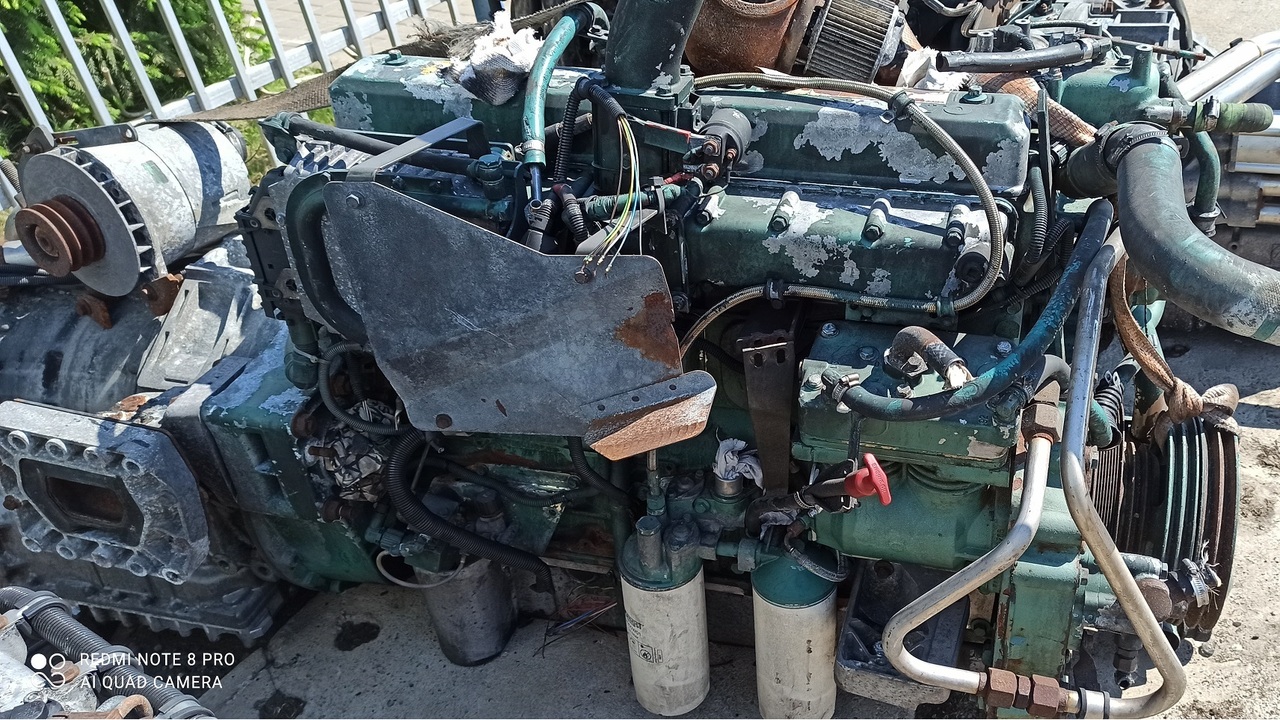 VOLVO FL7 D7 310 D7C310 - Motor y piezas para Camión: foto 3 VOLVO FL7 D7 310 D7C310 - Motor y piezas para Camión: foto 3