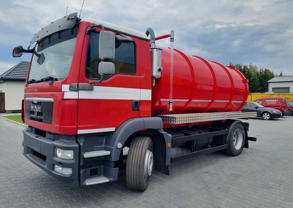 MAN TGM 18 340 - Camión de basura: foto 1 MAN TGM 18 340 - Camión de basura: foto 1