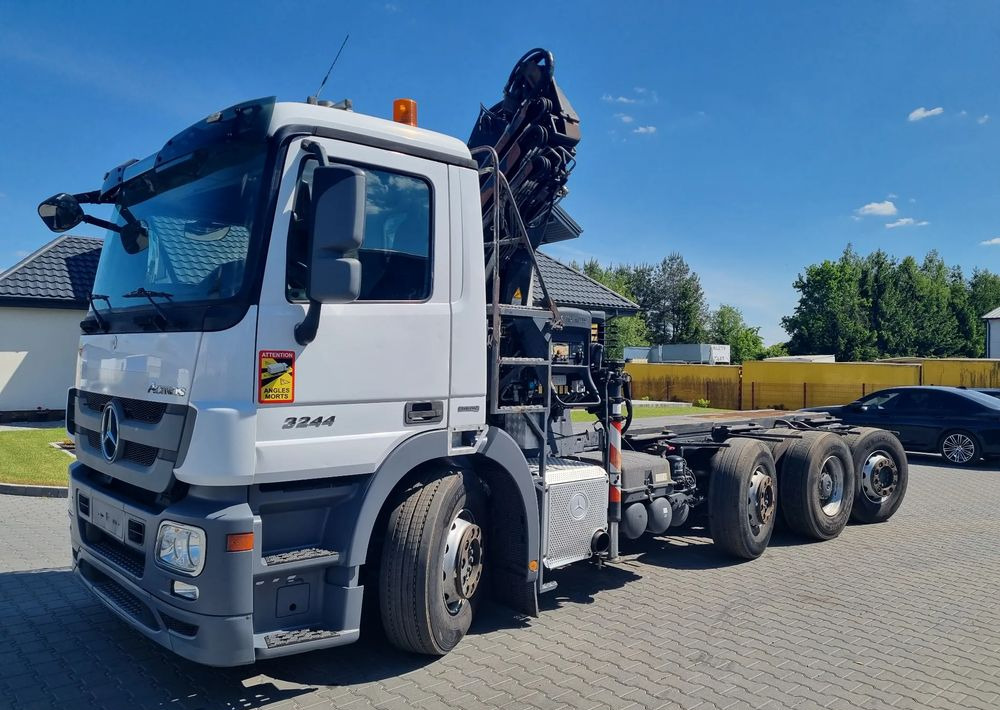 Mercedes-Benz Actros 3244 - Camión grúa: foto 1 Mercedes-Benz Actros 3244 - Camión grúa: foto 1