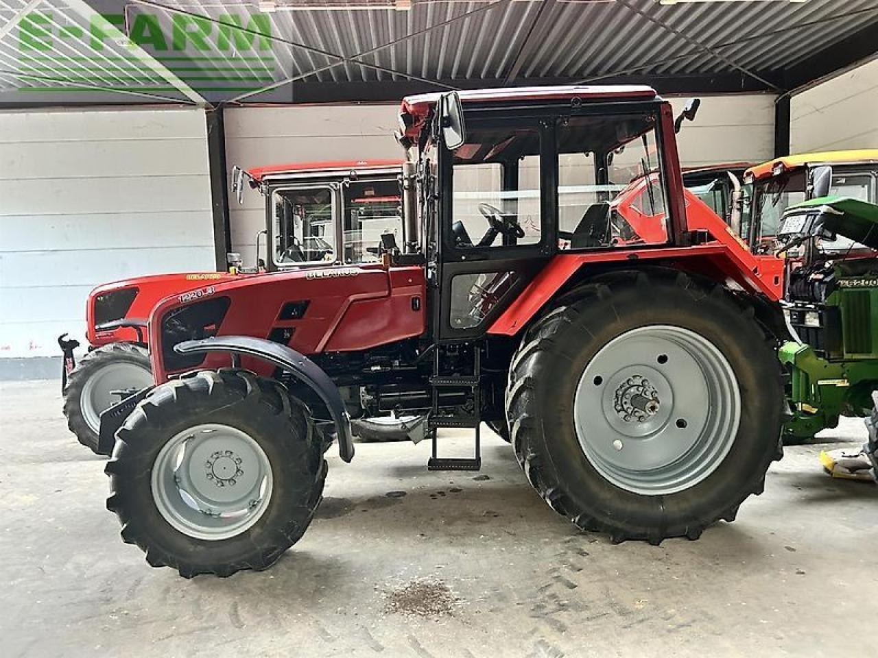 Belarus 1220.3 - Tractor: foto 3 Belarus 1220.3 - Tractor: foto 3
