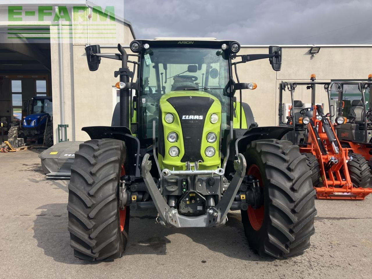 CLAAS arion 430 stage v - Tractor: foto 2 CLAAS arion 430 stage v - Tractor: foto 2