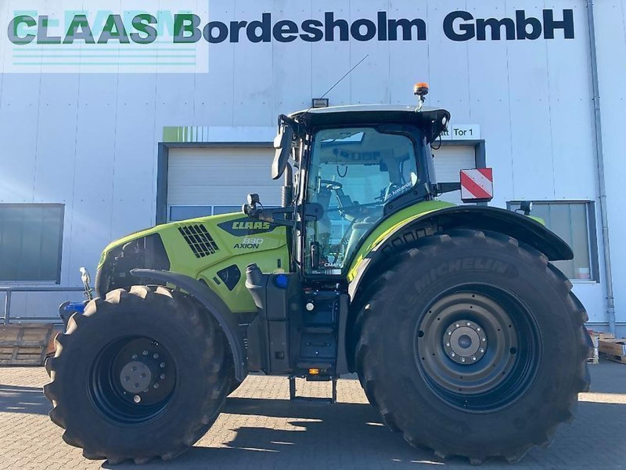 CLAAS axion 830 cmatic CMATIC - Tractor: foto 1 CLAAS axion 830 cmatic CMATIC - Tractor: foto 1
