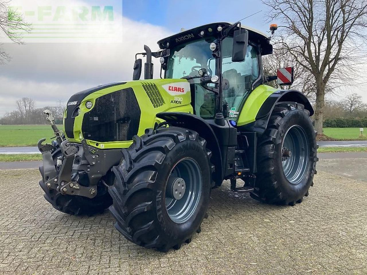 CLAAS axion 830 cmatic CMATIC - Tractor: foto 1 CLAAS axion 830 cmatic CMATIC - Tractor: foto 1