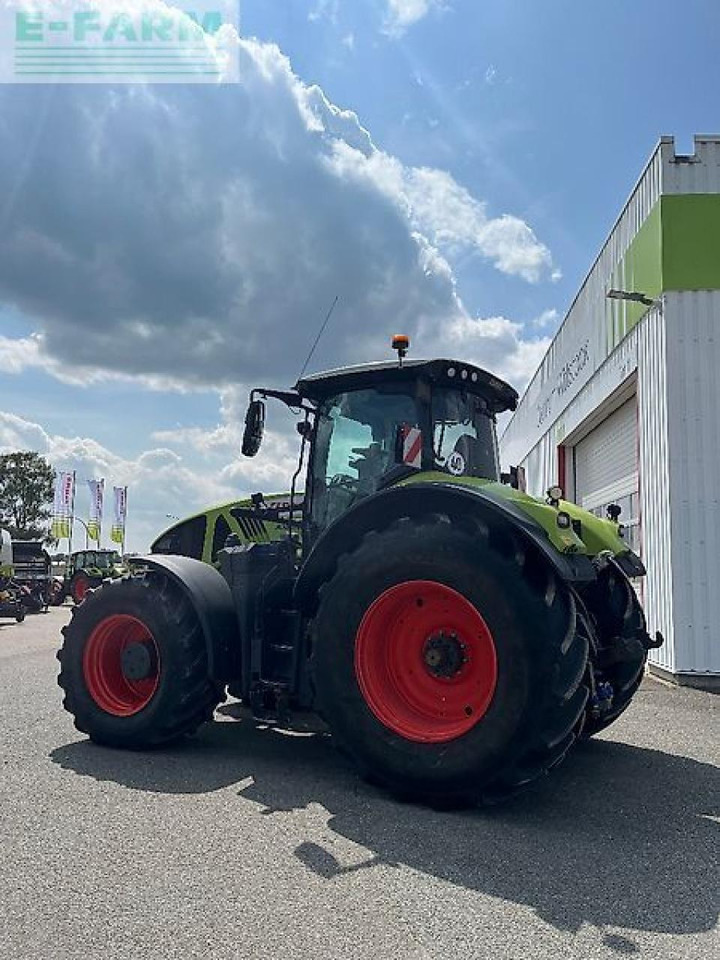 CLAAS axion 950 - Tractor: foto 4 CLAAS axion 950 - Tractor: foto 4