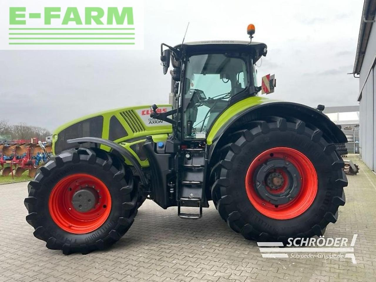 CLAAS axion 950 cmatic rtk - Tractor: foto 4 CLAAS axion 950 cmatic rtk - Tractor: foto 4
