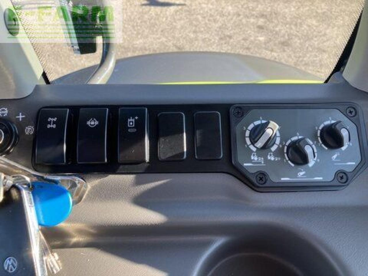 Tractor CLAAS axos 3.95 comfort: foto 23