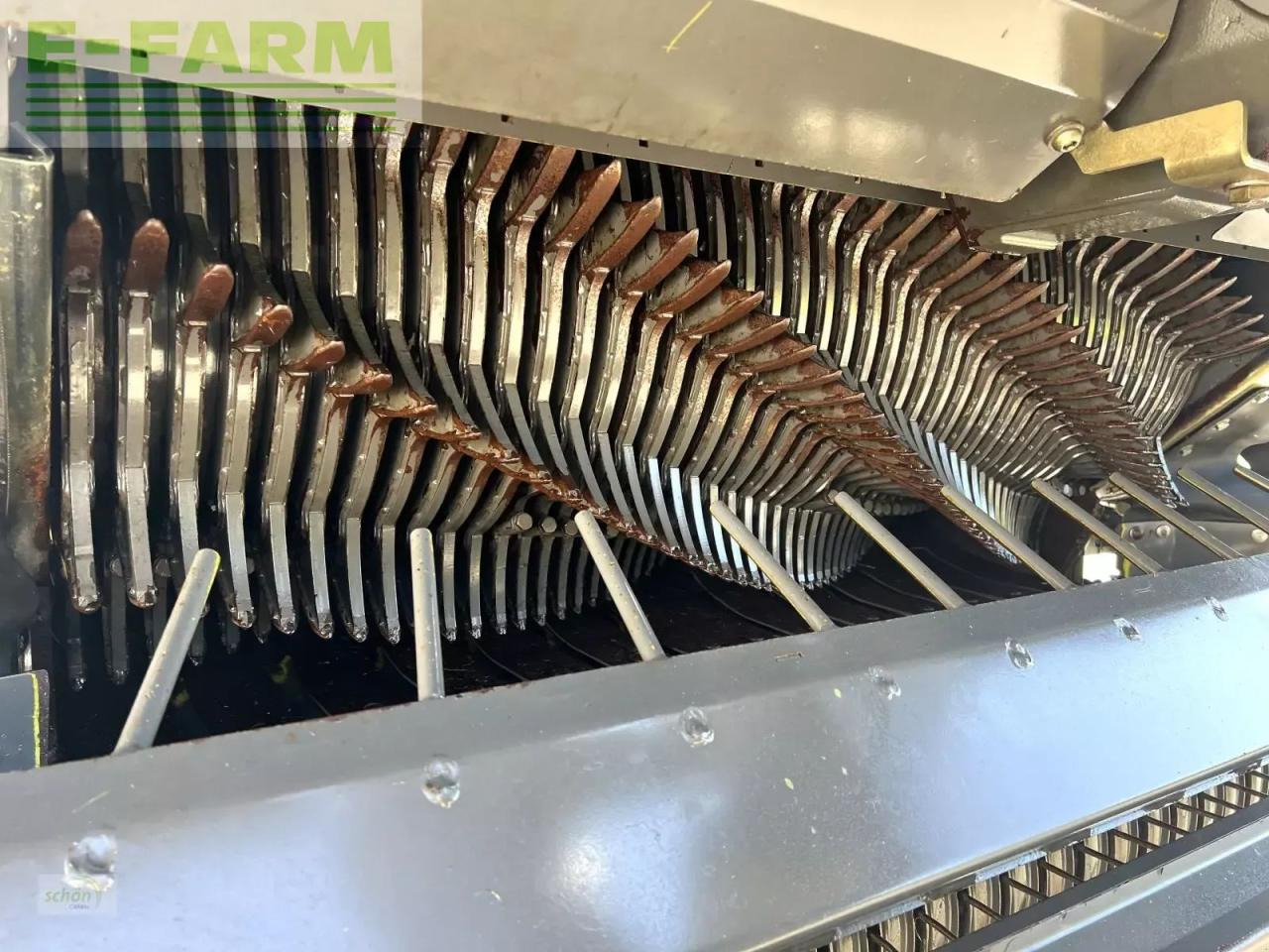 Remolque autocargador CLAAS cargos 8400 im topzustand - mit nur 1.707 fuhren !!: foto 13 Remolque autocargador CLAAS cargos 8400 im topzustand - mit nur 1.707 fuhren !!: foto 13