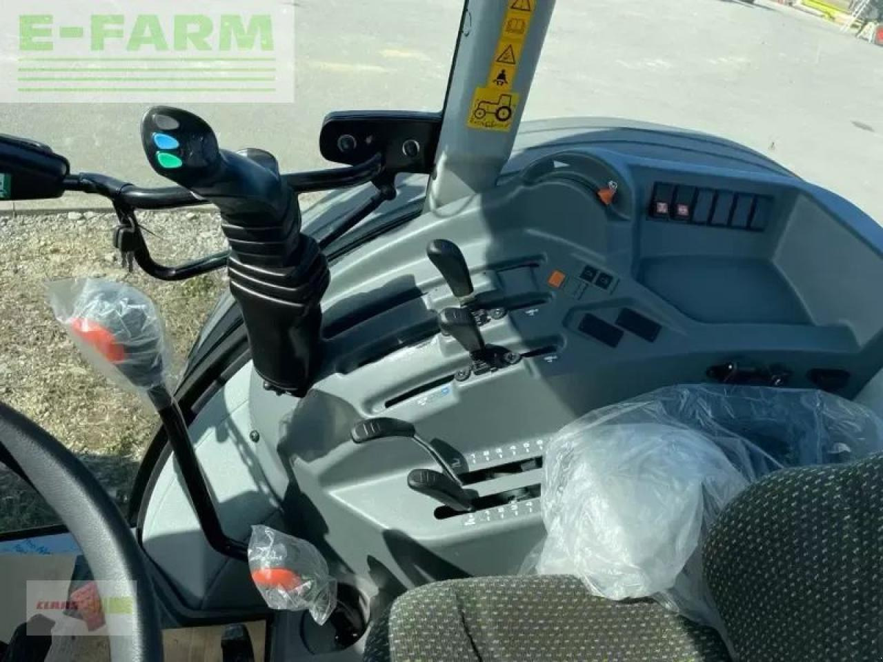 CLAAS elios 210 - Tractor: foto 3 CLAAS elios 210 - Tractor: foto 3