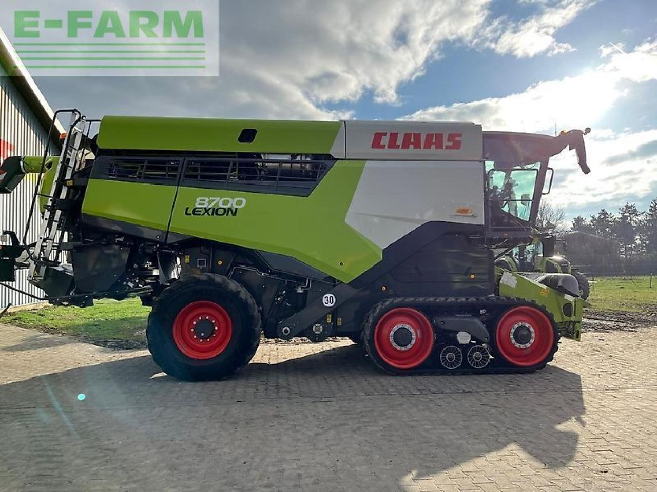 CLAAS lexion 8700 tt - Cosechadora de granos: foto 4 CLAAS lexion 8700 tt - Cosechadora de granos: foto 4