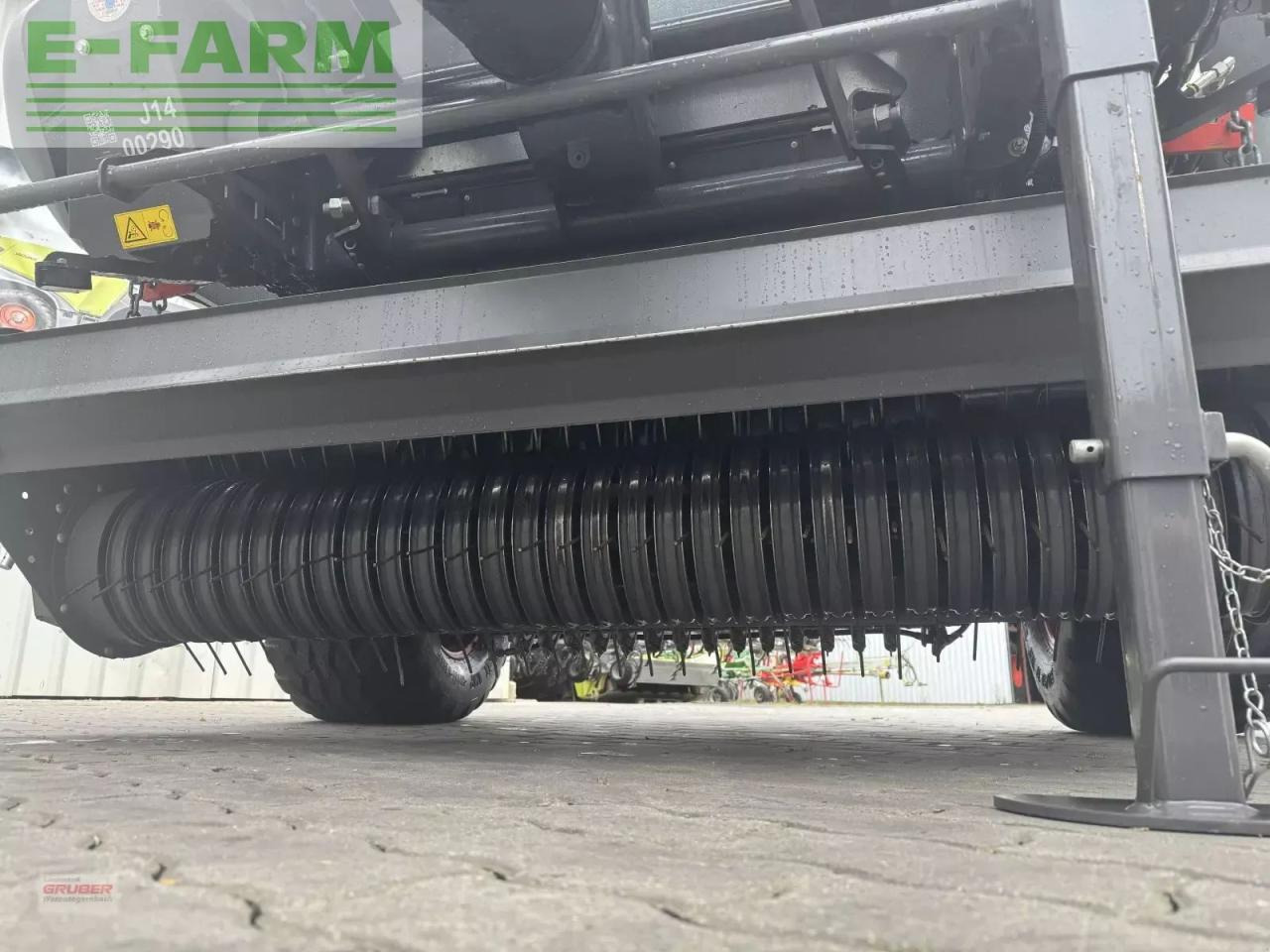 Empacadora de pacas cuadradas CLAAS variant 560 rc pro: foto 8