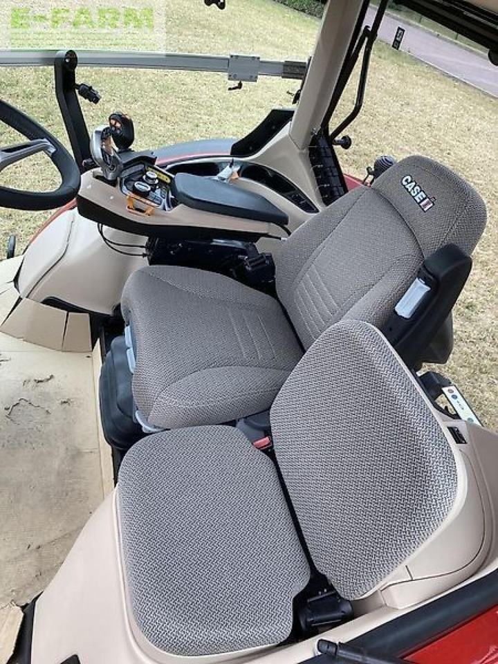 Tractor Case-IH optum 300 cvx CVX: foto 16 Tractor Case-IH optum 300 cvx CVX: foto 16