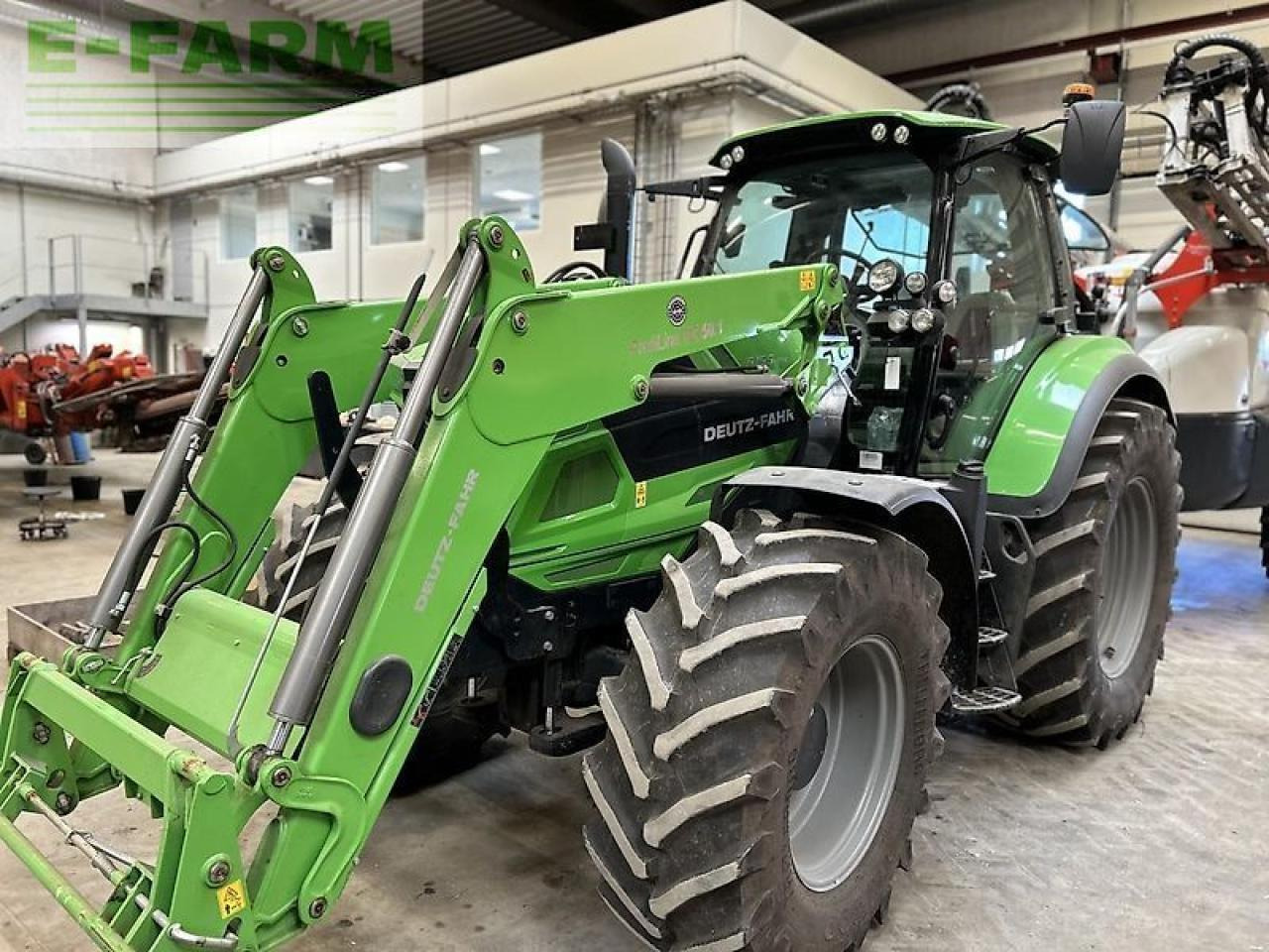 Deutz-Fahr 6.155 ttv - Tractor: foto 1 Deutz-Fahr 6.155 ttv - Tractor: foto 1