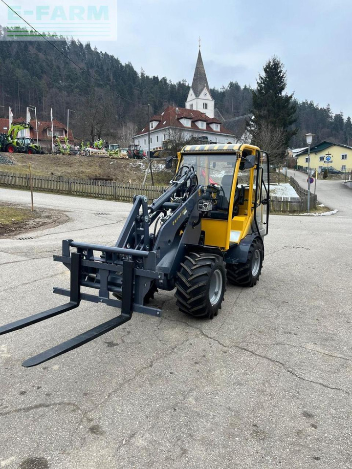 Eurotrac w 12 s - Miniexcavadora: foto 2 Eurotrac w 12 s - Miniexcavadora: foto 2