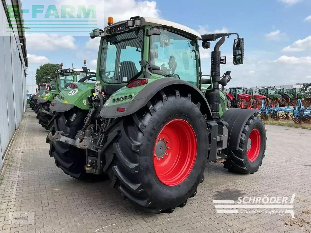Fendt 724 vario s4 profi plus ProfiPlus - Tractor: foto 3 Fendt 724 vario s4 profi plus ProfiPlus - Tractor: foto 3