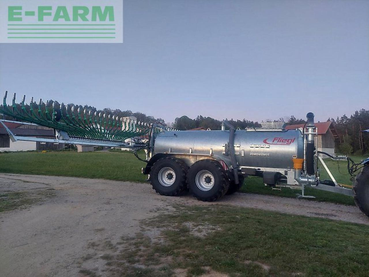 Fliegl pfw 14000 - Maquinaria para fertilización: foto 4 Fliegl pfw 14000 - Maquinaria para fertilización: foto 4