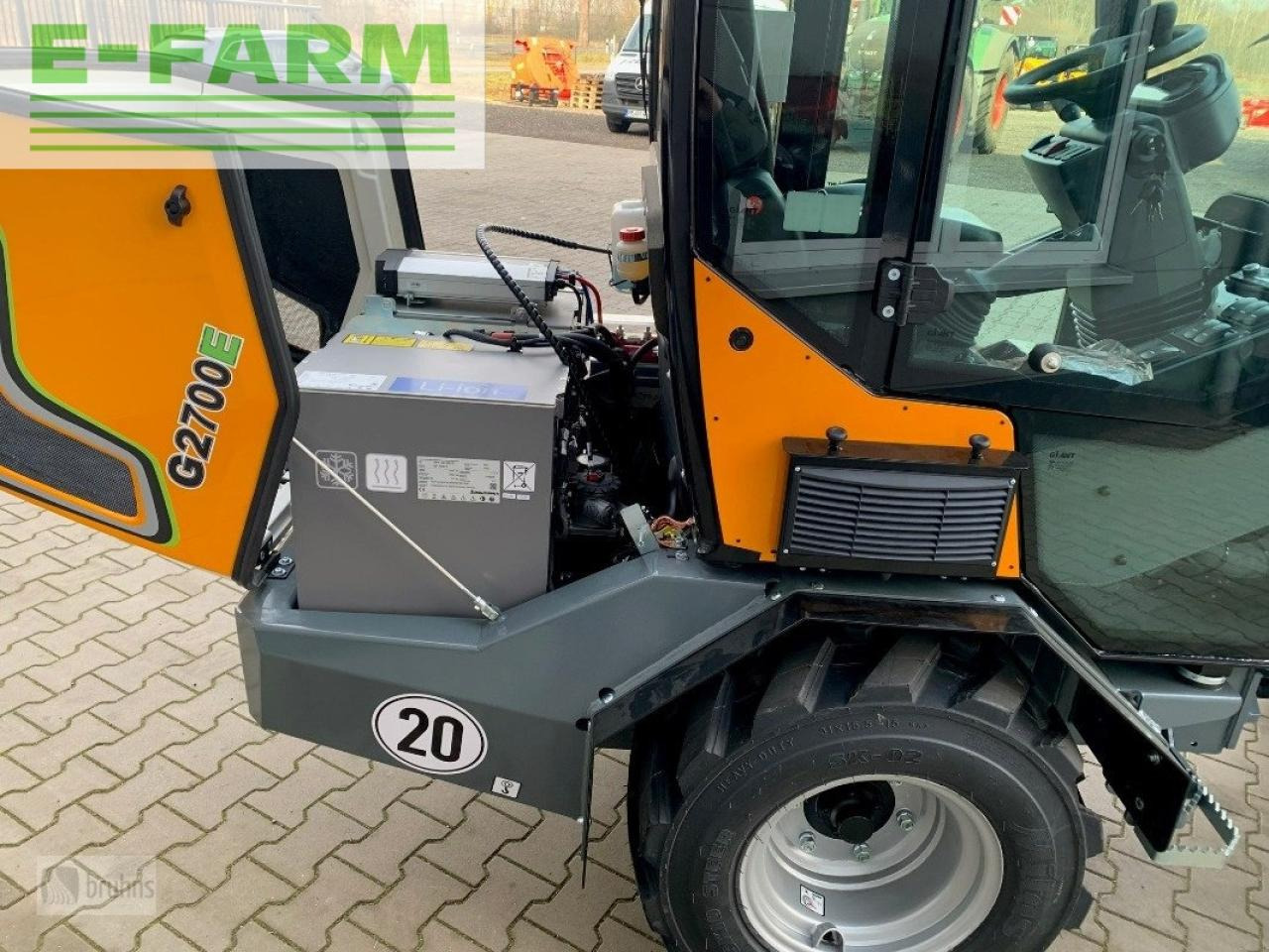 Cargadora articulada Giant g2700 elektro: foto 8