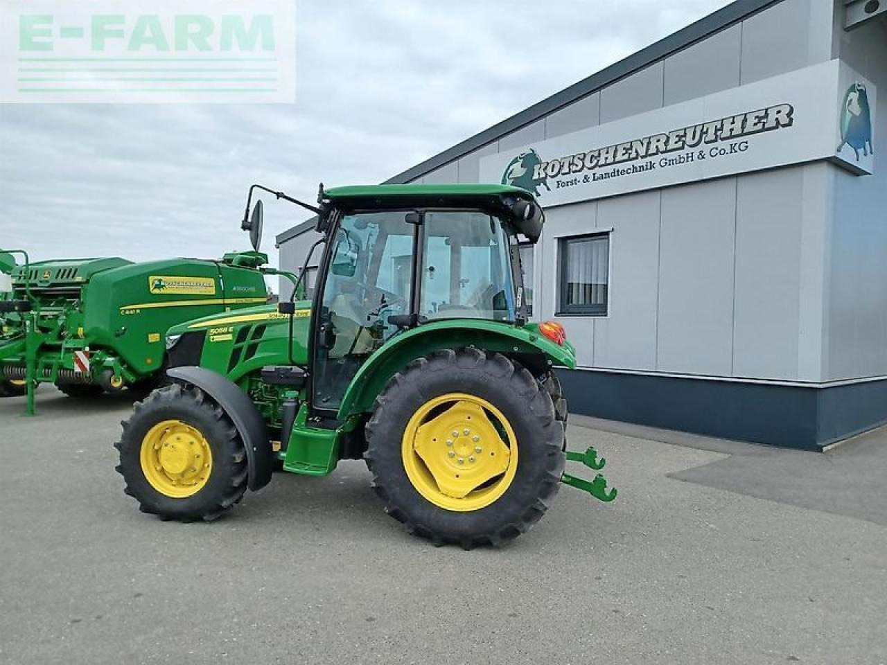 John Deere 5058e - Tractor: foto 2 John Deere 5058e - Tractor: foto 2