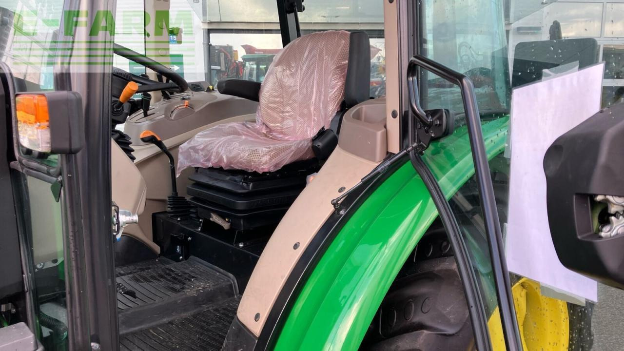 John Deere 5058e - Tractor: foto 5 John Deere 5058e - Tractor: foto 5