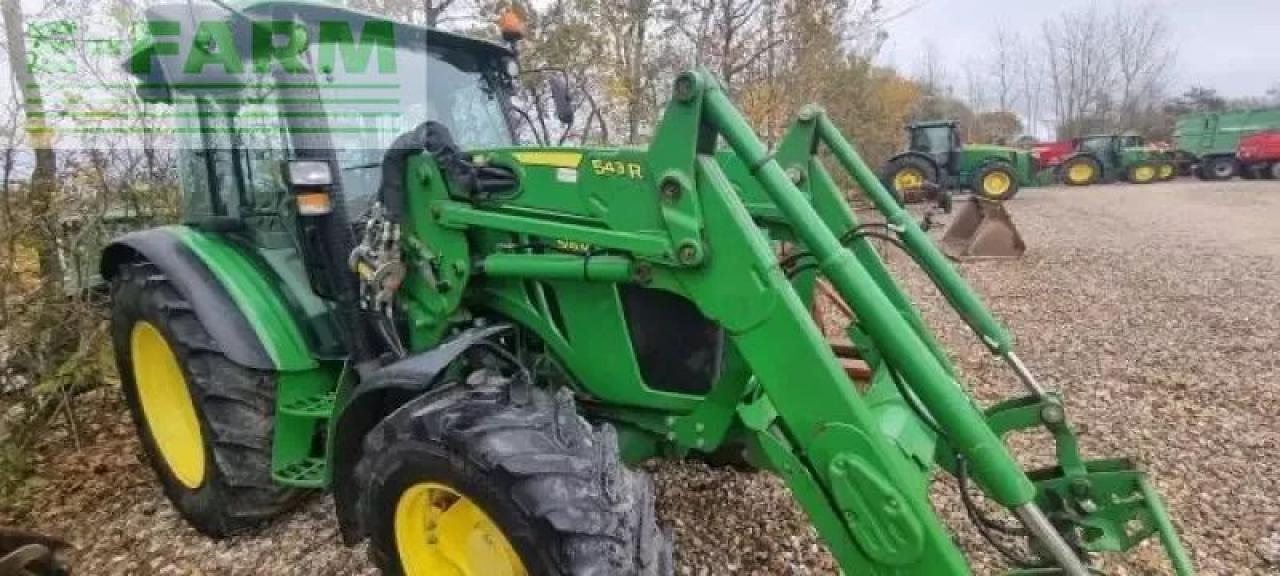 John Deere 5115m - Tractor: foto 2 John Deere 5115m - Tractor: foto 2