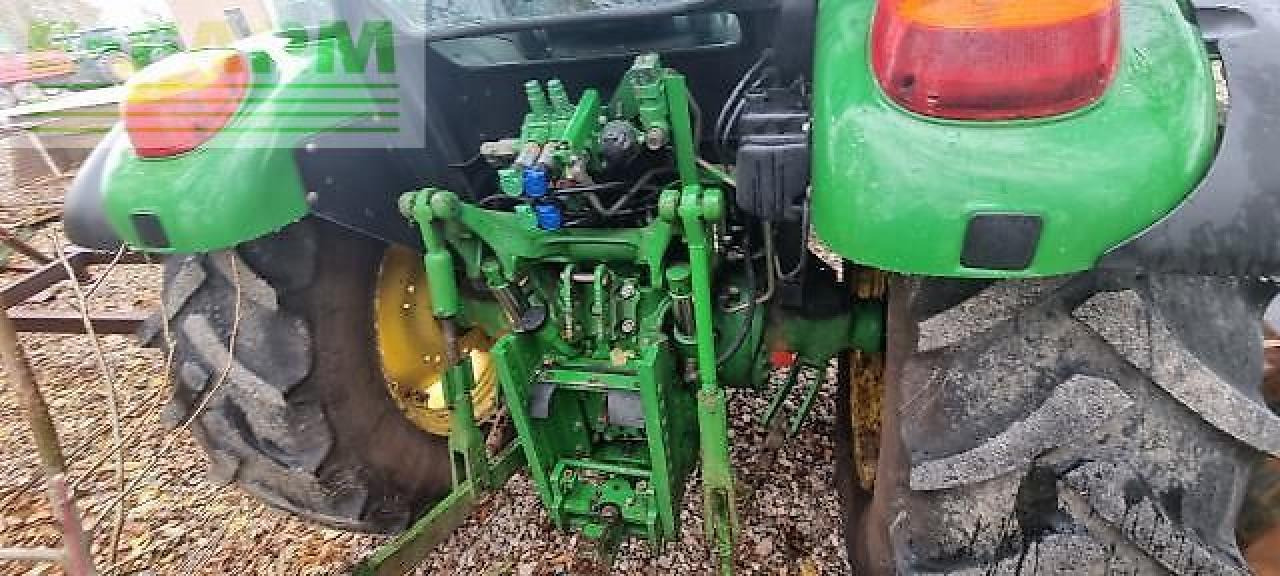 John Deere 5115m - Tractor: foto 3 John Deere 5115m - Tractor: foto 3
