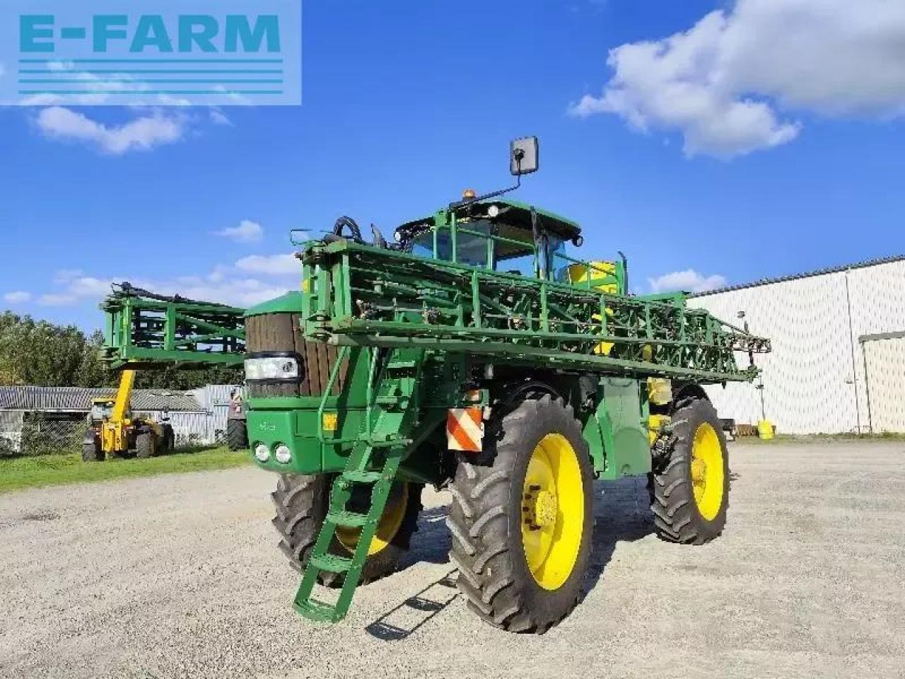 John Deere 5430i - Pulverizador arrastrado: foto 1 John Deere 5430i - Pulverizador arrastrado: foto 1