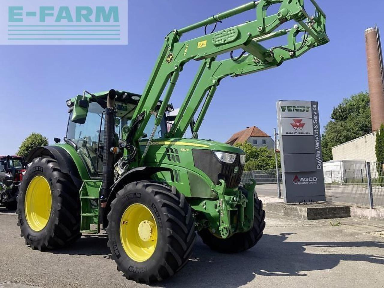 John Deere 6150 r - Tractor: foto 1 John Deere 6150 r - Tractor: foto 1