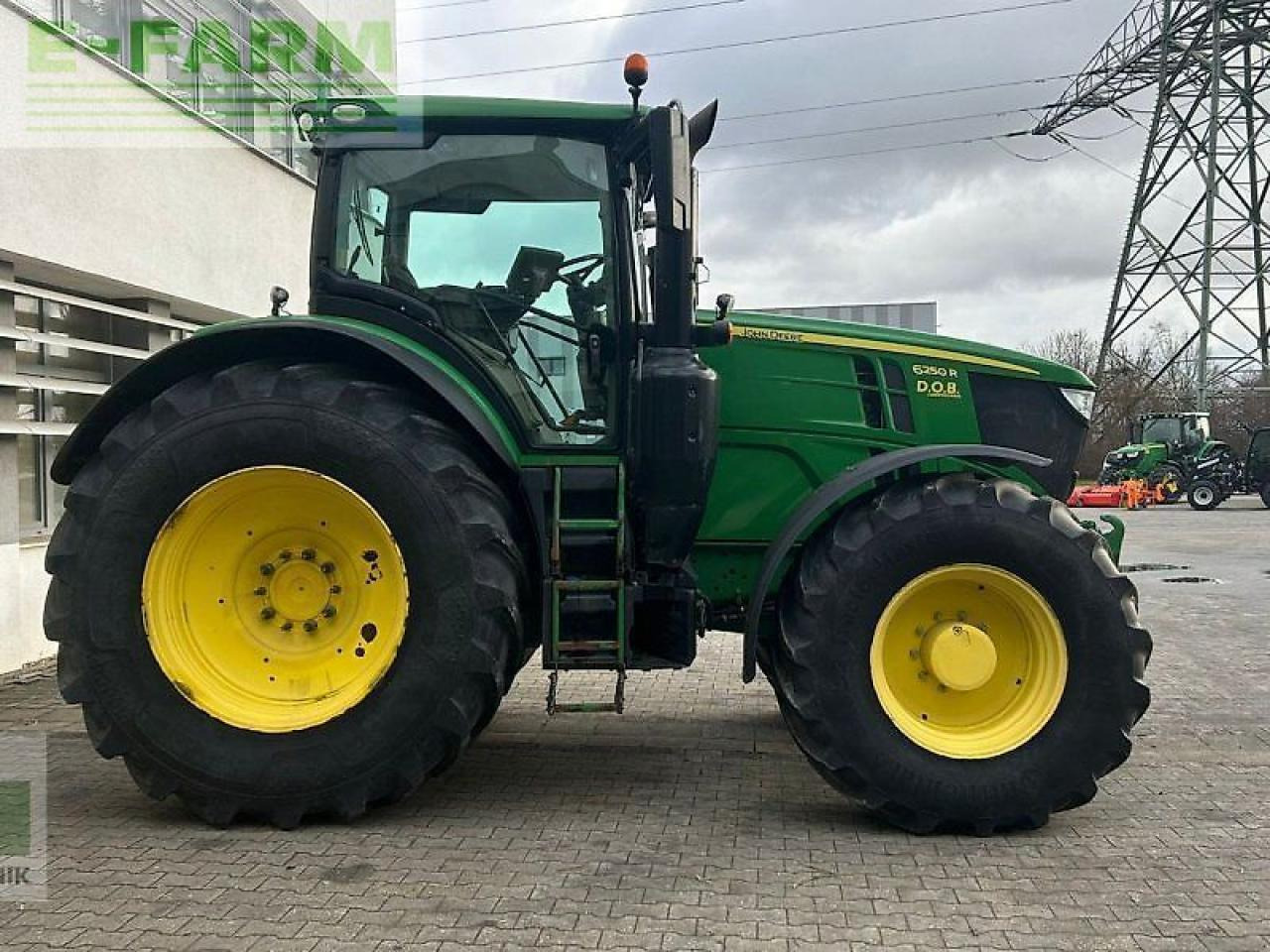 John Deere 6250r 6250 r - Tractor: foto 5 John Deere 6250r 6250 r - Tractor: foto 5