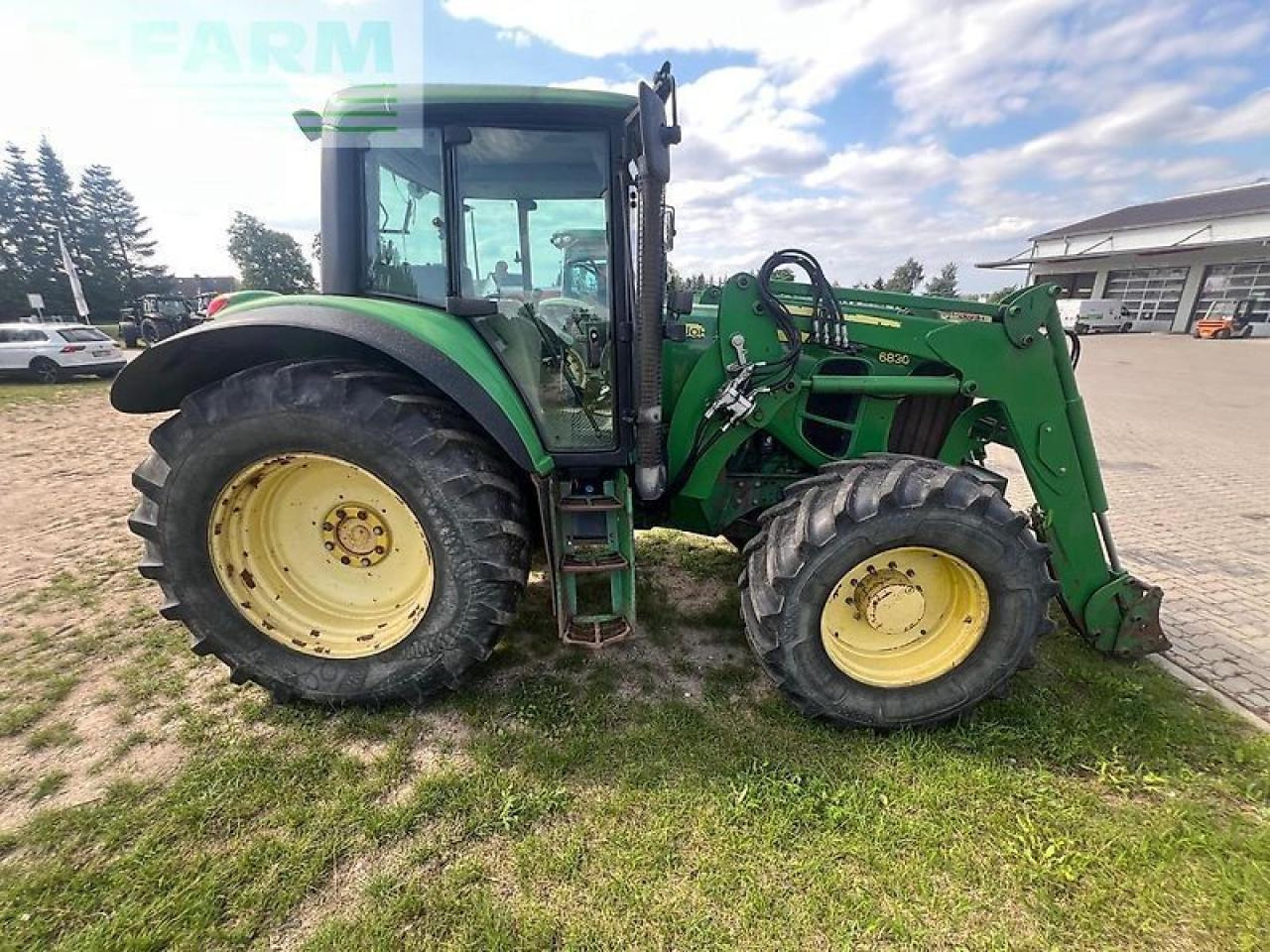 John Deere 6830 - Tractor: foto 2 John Deere 6830 - Tractor: foto 2