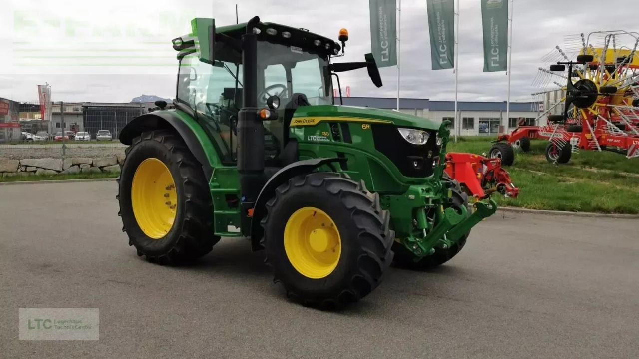 John Deere 6r 130 - Tractor: foto 2 John Deere 6r 130 - Tractor: foto 2