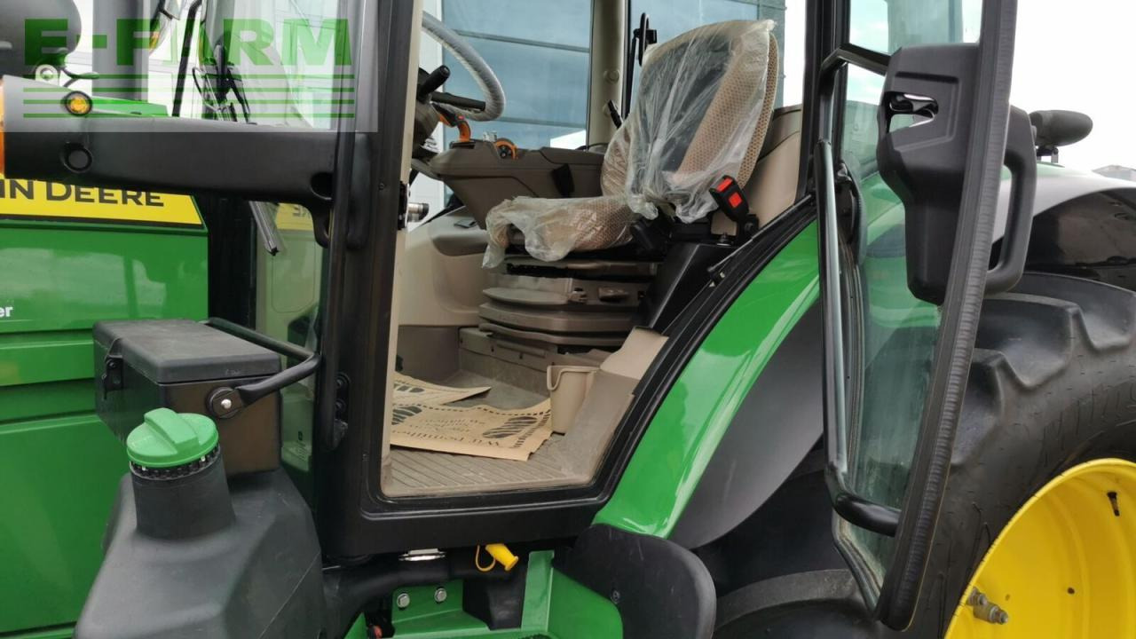 John Deere 6r 130 - Tractor: foto 5 John Deere 6r 130 - Tractor: foto 5
