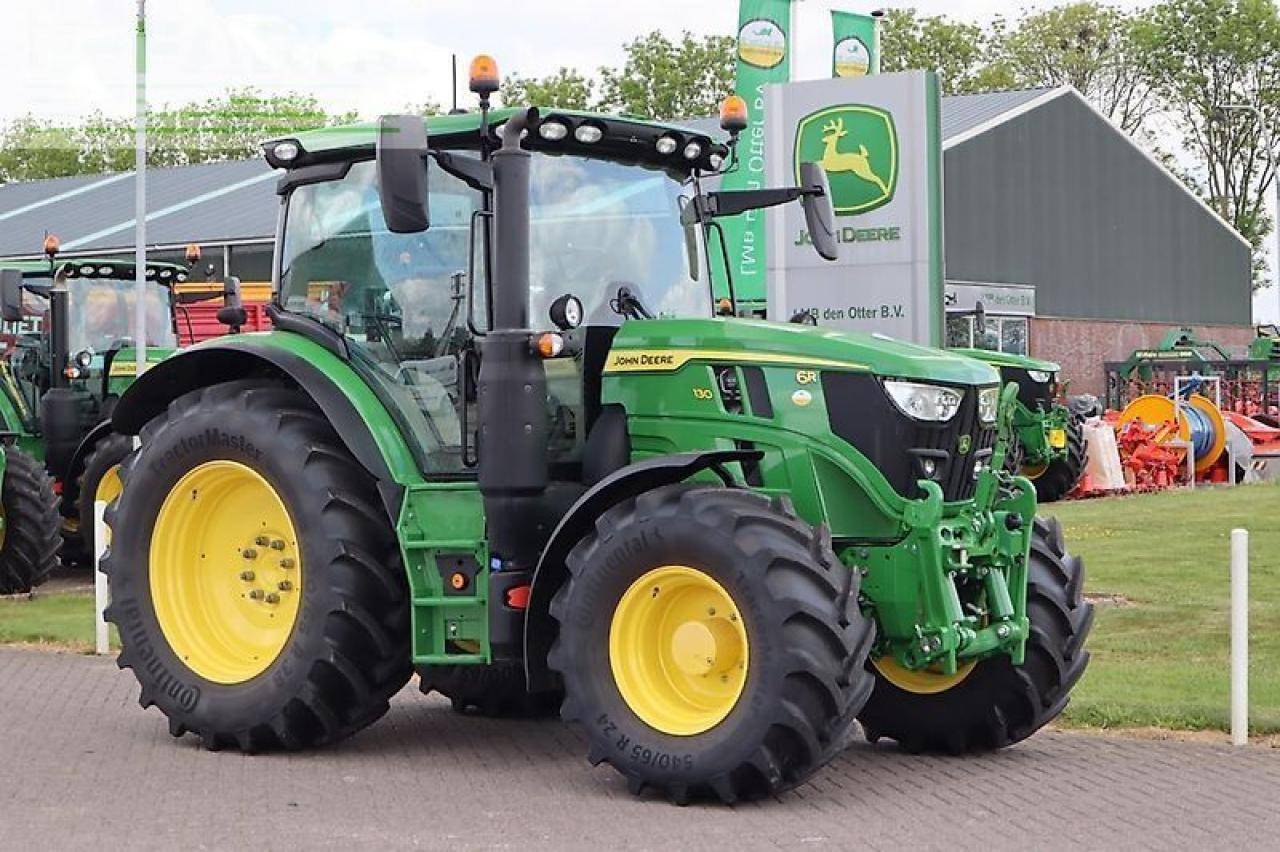 John Deere 6r 130 traktor - Tractor: foto 4 John Deere 6r 130 traktor - Tractor: foto 4
