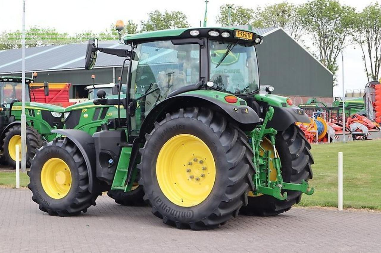 John Deere 6r 130 traktor - Tractor: foto 3 John Deere 6r 130 traktor - Tractor: foto 3