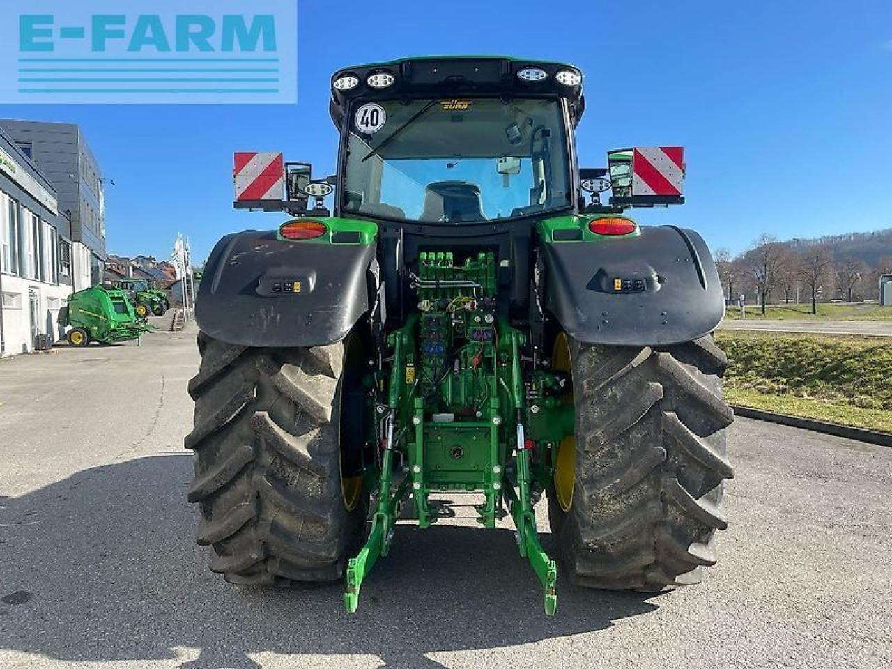 John Deere 6r215 / 6r 215 - Tractor: foto 4 John Deere 6r215 / 6r 215 - Tractor: foto 4