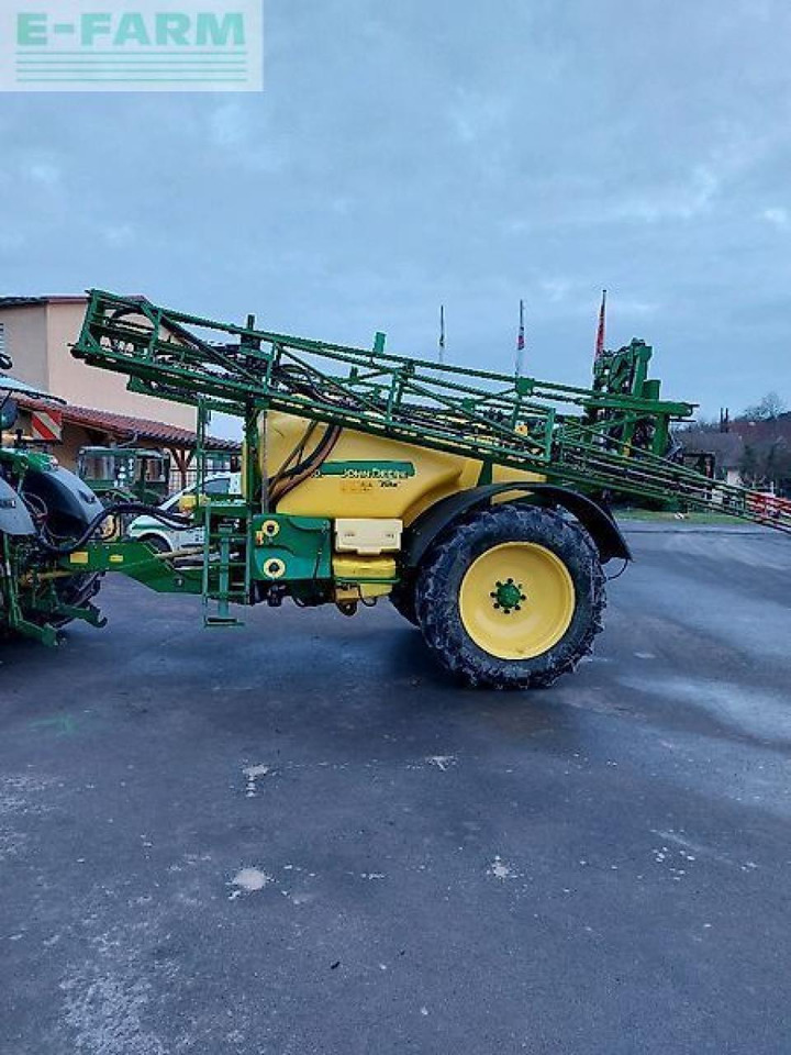 John Deere 740i - Pulverizador arrastrado: foto 1 John Deere 740i - Pulverizador arrastrado: foto 1